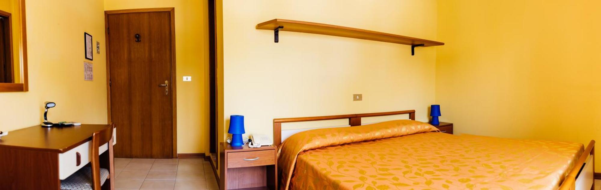 Hotel Rosa Dei Venti Линяно Сабиадоро Стая снимка