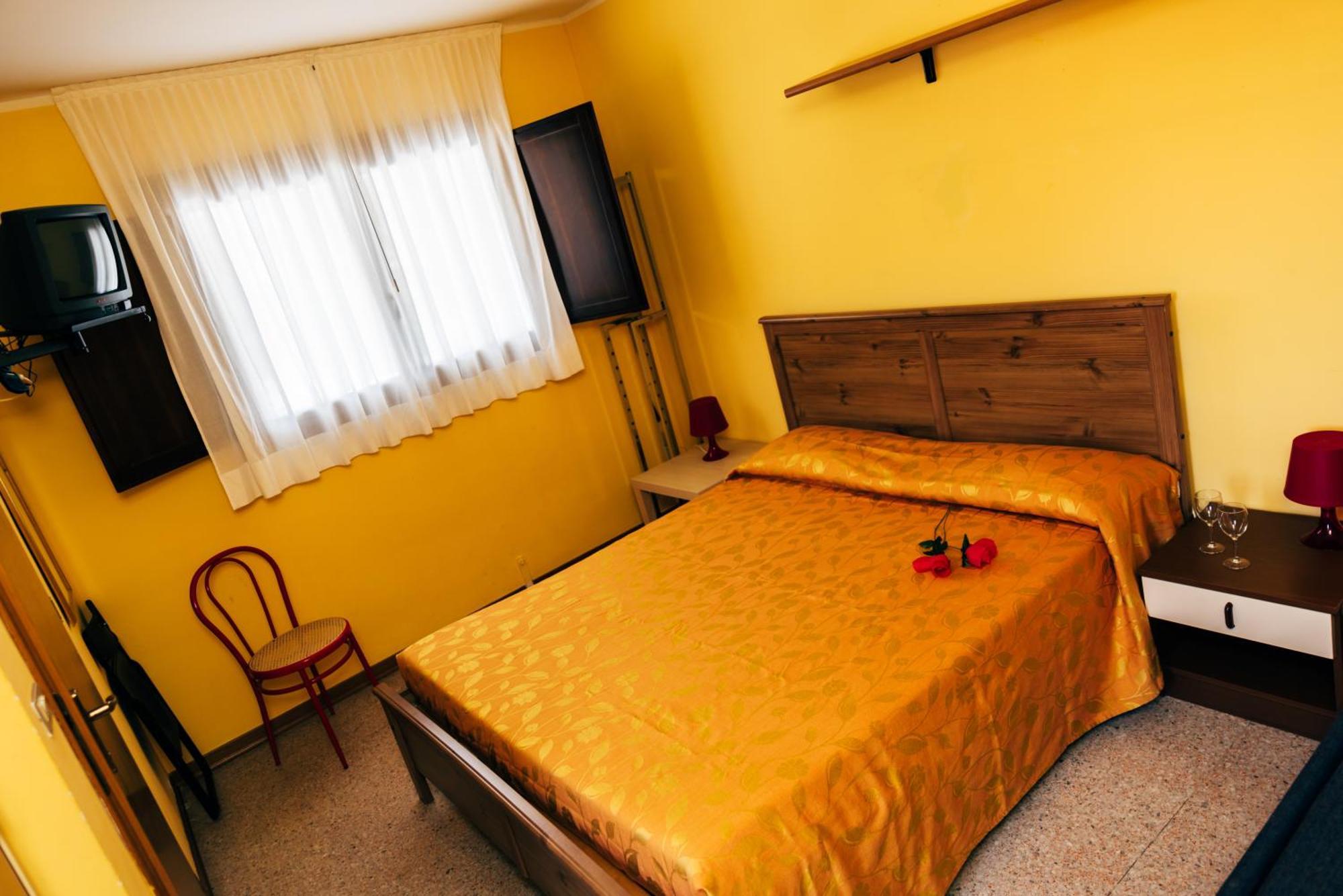 Hotel Rosa Dei Venti Линяно Сабиадоро Стая снимка